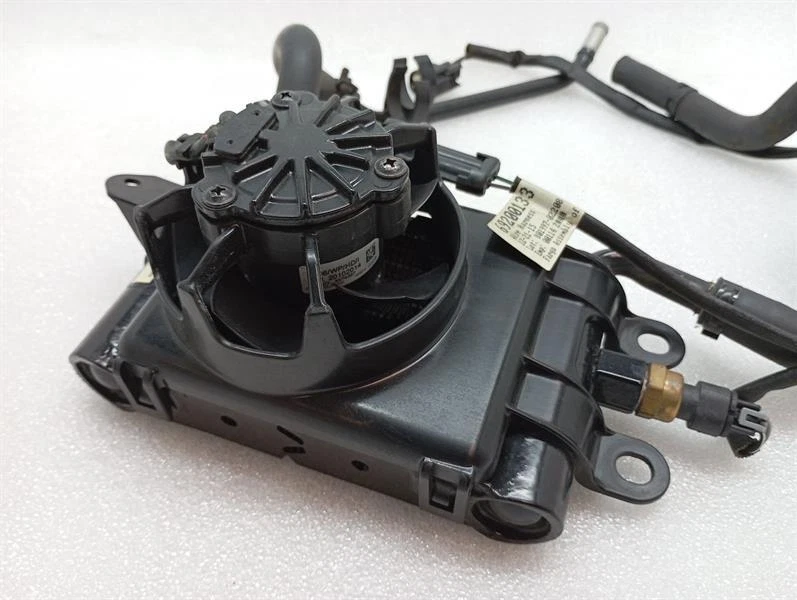 HARLEY-DAVIDSON STREET GLIDE Cooling Radiator fan RIGHT 26800004 LÜFTER - Image 4