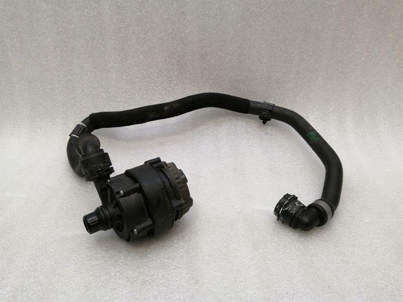 BMW X4 G02 Additional cooling pump 8663248 Kühlmittelpumpe Pumpe X3 G01