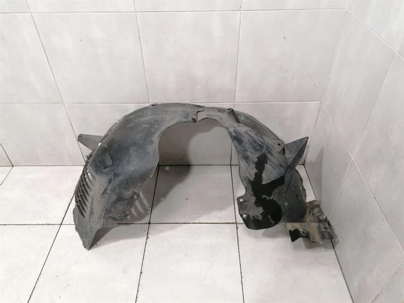 MERCEDES SL R230 Wheel arch liner RRH A2306980630 RADLAUFABDECKUNG Hinten Re