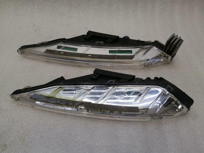 PORSCHE MACAN 95B Indicator set 95B953050A Seitenblinker satz