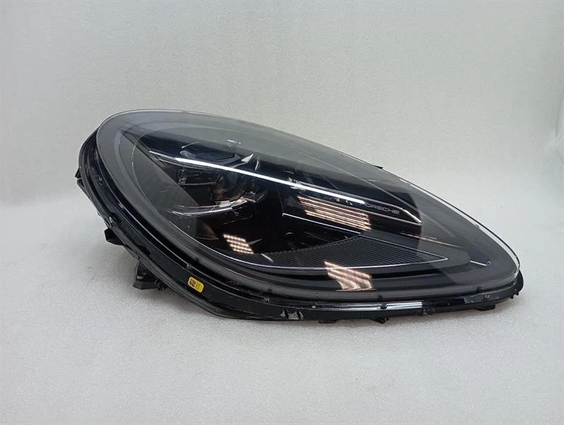 2022 PDLS LED PORSCHE MACAN 95B Right Headlight 95B941016G Scheinwerfer Rechts - Image 2
