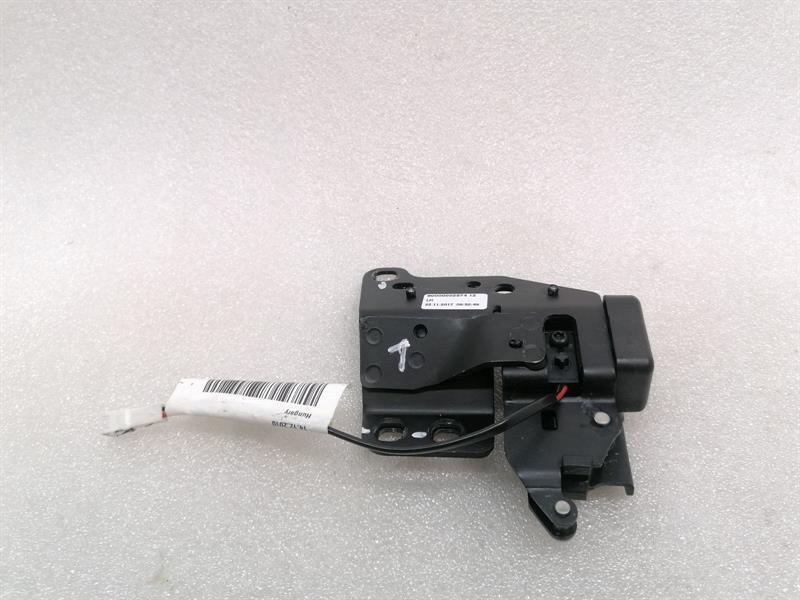 McLaren 570S Spider 9224644A LEFT ROOF LOCK  LINKS DACHSCHLOSS