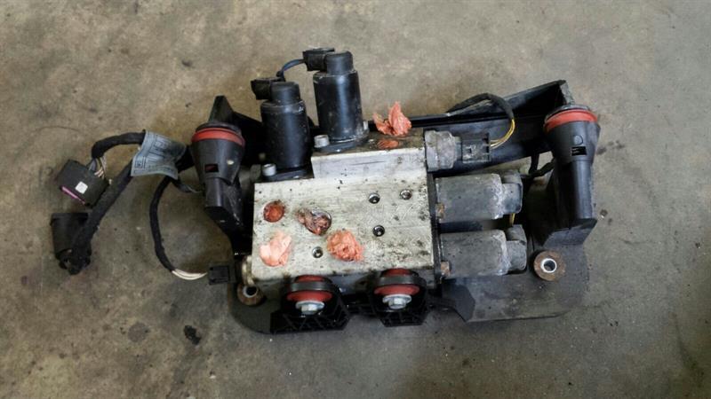 BMW 7er E65 E66 37206758704 Dynamic drive valve Dynamic drive steuergerät