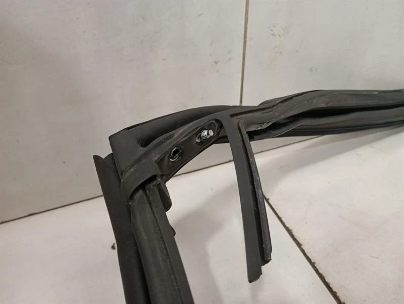 McLaren 720S Spider  WINDSCREEN  Seal WINDSCREEN Dichtungen - Image 3