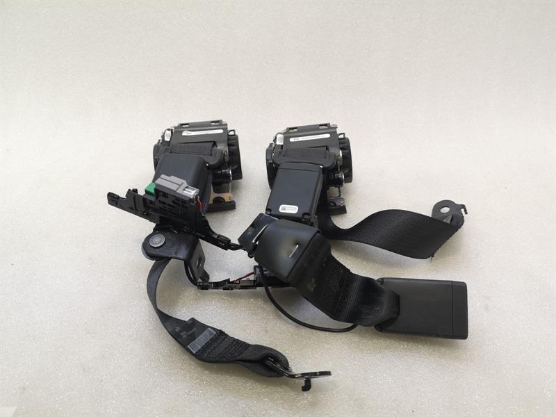 TESLA MODEL 3 Rear seat belt set 1110154-01-F Sicherheitsgurt Gurt Hinten satz