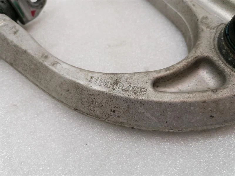 McLaren 570S Spider Right Front Hub 13B1203CP Radlagergehäuse Vorne Rechts - Image 4