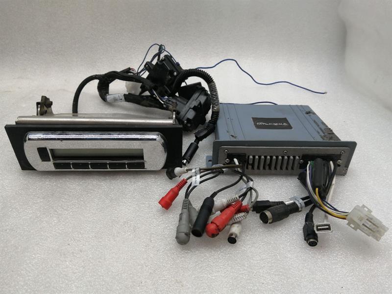 HARLEY-DAVIDSON STREET GLIDE FLHTCUSE CD player Dragonfly Audiosystemkontroller