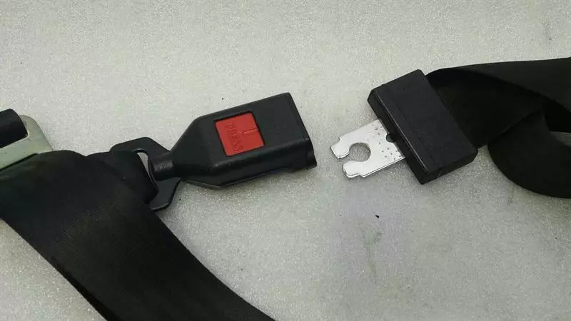 PORSCHE 911 930 Rear seat belt 91180391703 Sicherheitsgurt Gurt Hinten - Image 4