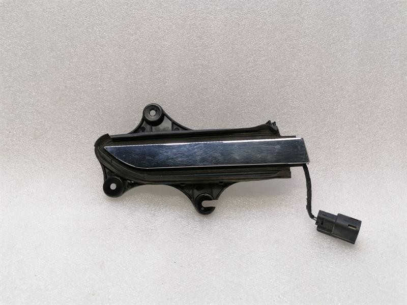 TESLA MODEL X 75D Door handle Front Right 1035419-00-E Türgriff Vorne Rechts
