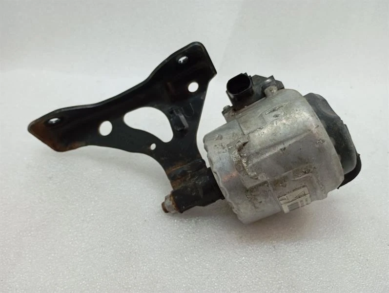 PORSCHE CAYMAN 718 Right Gearbox mount 982399202B Rechts Getriebehalter - Image 2