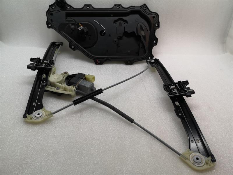 JAGUAR i-PACE X590 EV400 Right Front Door Winder T4K1044 Fensterheber vorne re