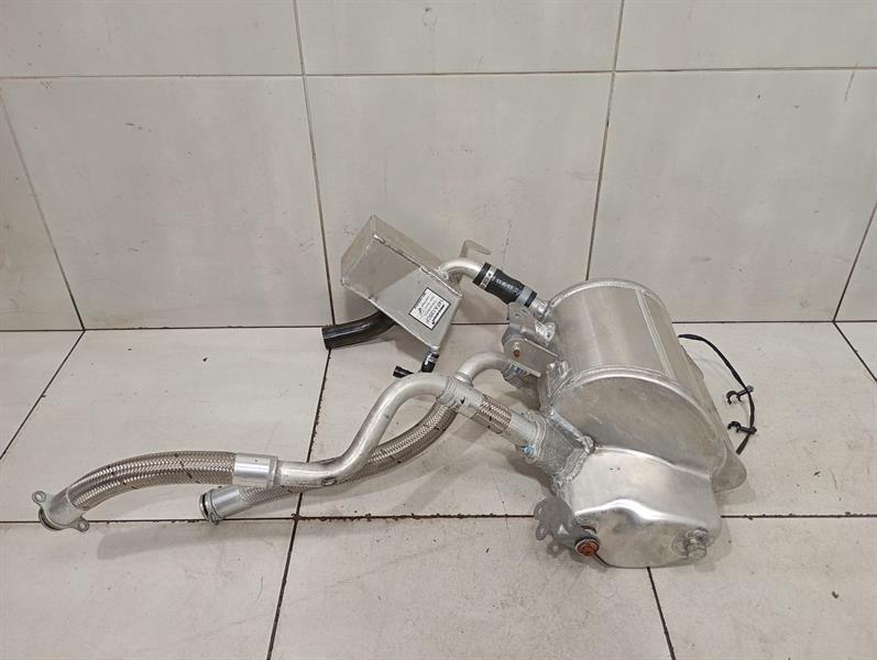 McLaren 720S Spider Dry Oil sump 14FA125CP ÖLWANNE RESERVIOR