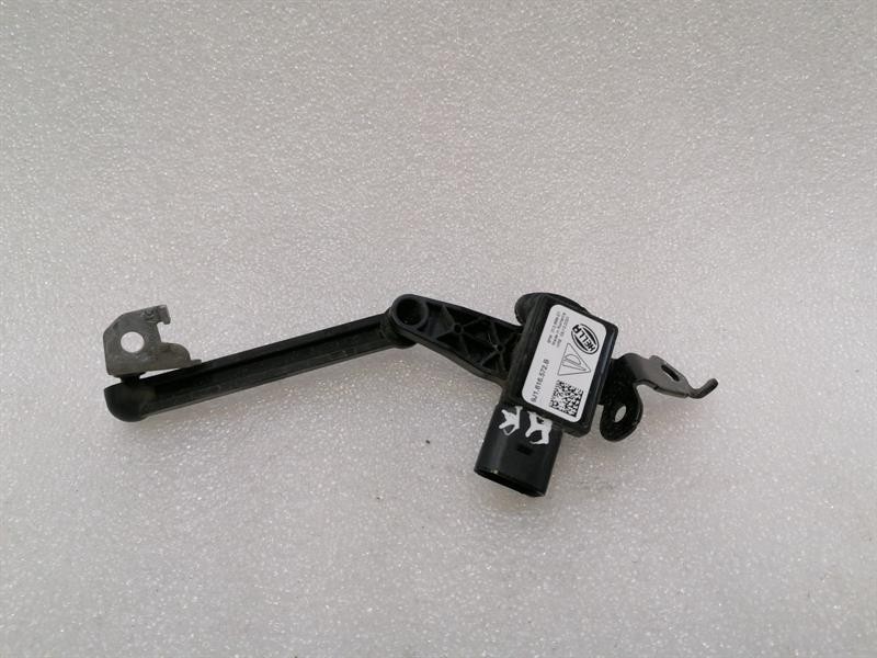 PORSCHE TAYCAN 9J Sensor 9J1616572B RR LEVEL Hinten Rechts Niveausensor