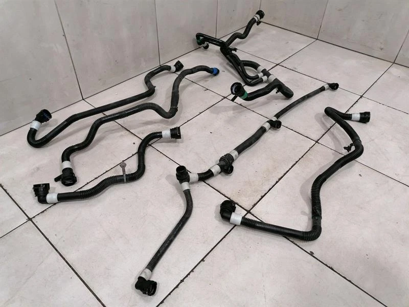 TESLA MODEL 3 Cooling Pipe RWD  15047351-00-B Kühlwasserschlauch Schlauch - Image 3