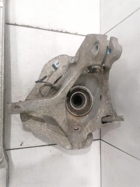 PORSCHE CAYMAN 987 Left Rear Hub 98733165706 Radlagergehäuse Hinten Links - Image 6