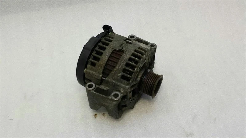 MERCEDES R Class W251 X204 R230 Alternator A0131545602 Lichtmaschine M273 M272