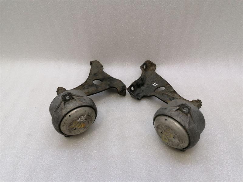 PORSCHE CAYMAN 987 Engine mount Set 98637504902 Motorhalter Satz
