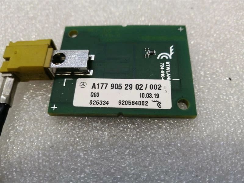 MERCEDES A Class W177 Aerial / Antenna Set A1779052902 Antenne Satz - Image 3