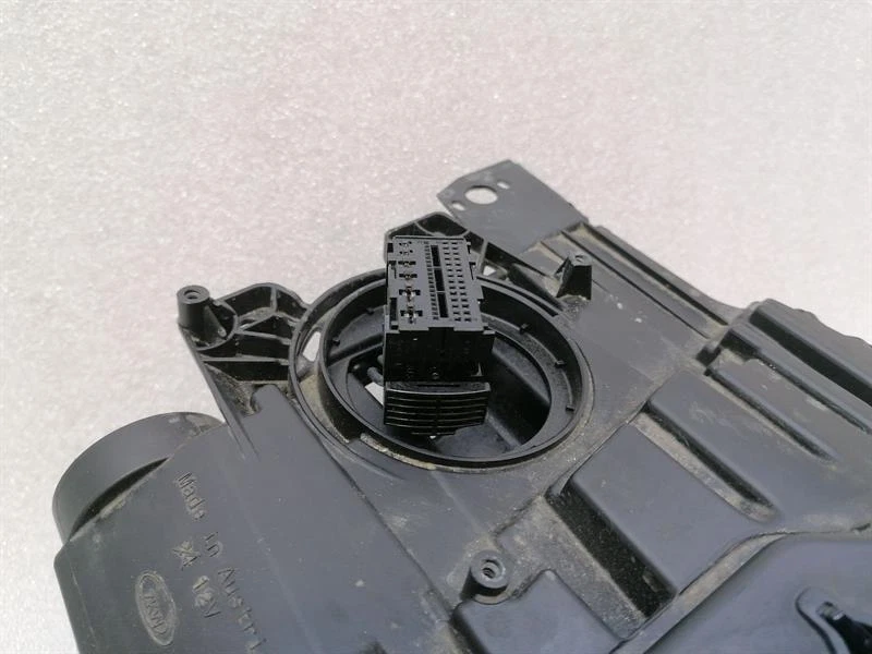 PORSCHE TAYCAN 9J Right 9J1941060F Headlight Scheinwerfer Rechts MATRIX PDLS + - Image 4