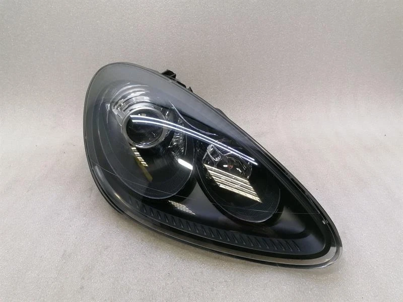 PORSCHE CAYENNE 958 92A GTS XENON MK1 7P5941032BB Headlight Scheinwerfer Rechts