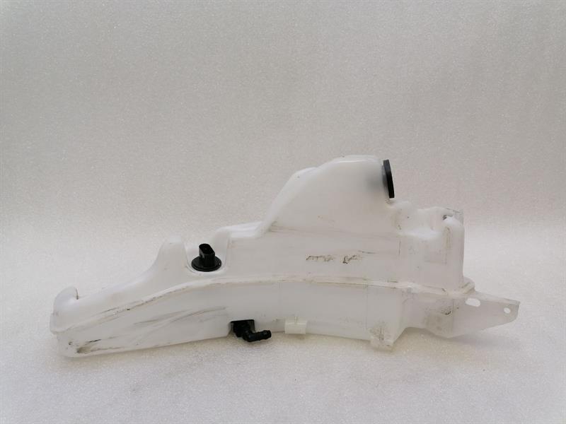 PORSCHE CAYMAN 718 GT4 Washer fluid reservior 99152870590 Wischwasserbehälter