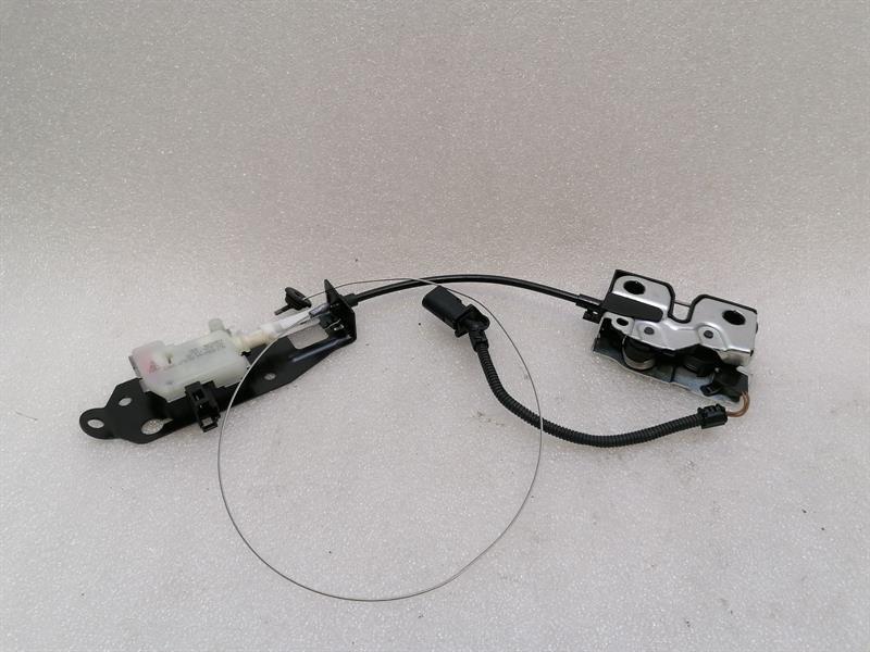 PORSCHE BOXSTER 718 Boot lock 98151205304 Heckklappe Schloss