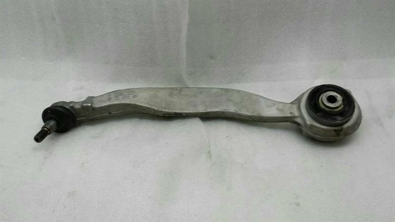 MERCEDES E Class W212 Right Wishbone A2123303211 Vorne Rechts Querlenker Strut