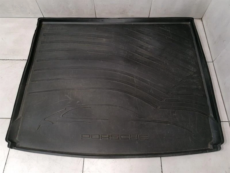 PORSCHE CAYENNE 958 92A RUBBER BOOT FLOOR  95804400017 Kofferraum Verkleidung - Image 2