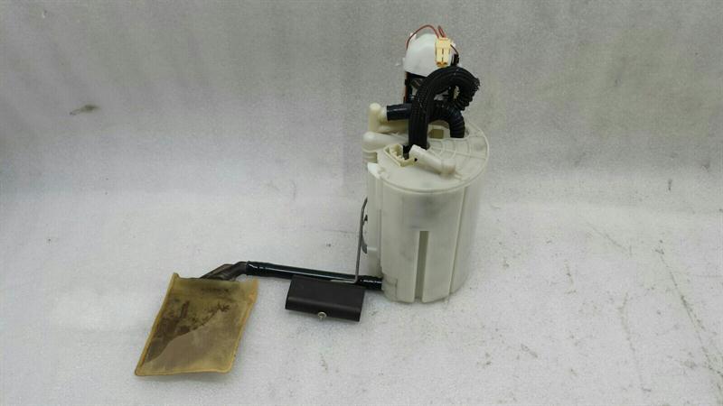 BMW 5 Series E60 M5 Fuel Pump Electric 7373524 Kraftstoffpumpe