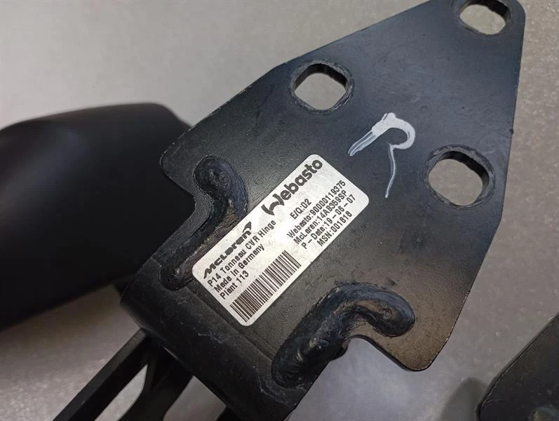 McLaren 720S Spider 14AB342SP ROOF FLAPS SET - Image 3