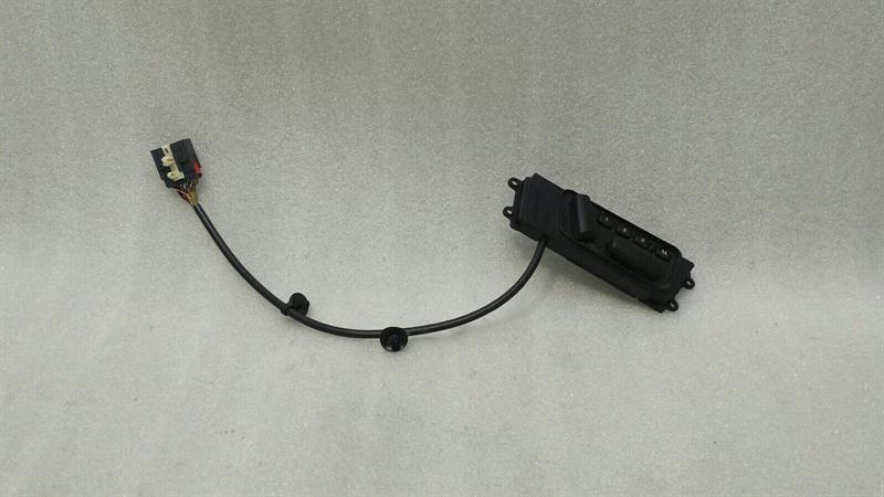 ASTON MARTIN DB9 Volante Right Seat Switch Sitz Schalter Rechts