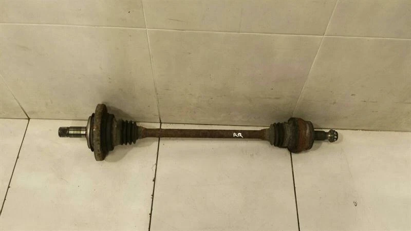 MERCEDES SL R230 Antriebswelle Hinten Rechts A2303505710 Rear Right Drive Shaft