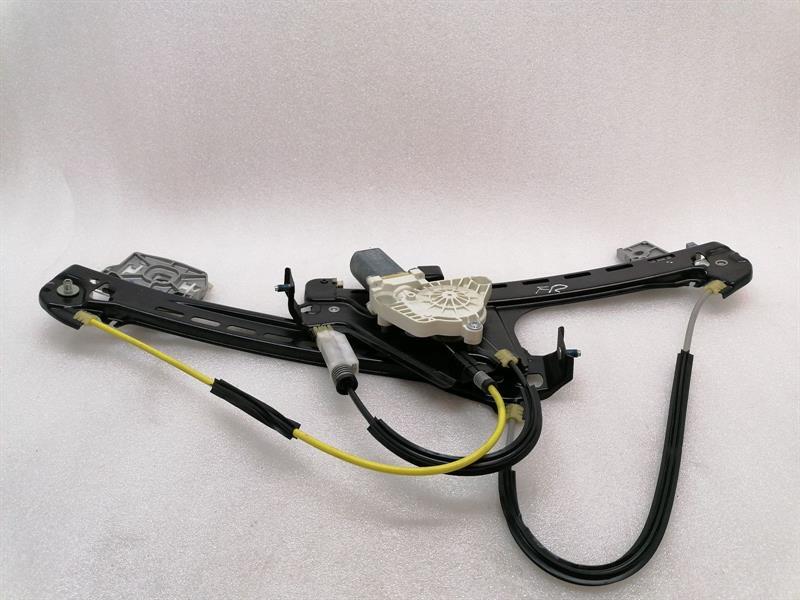 McLaren 600LT Spider Right Front Door Winder 13A2053CP Fensterheber vorne rechts