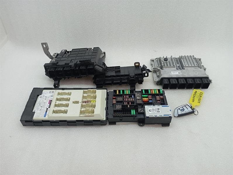 2024 BMW 8 Series 18-25 G16 M8 DME SATZ Engine ECU SET Motorsteuergerät 5A53263