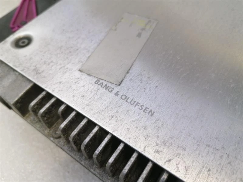 ASTON MARTIN RAPIDE AMR BANG & Olufsen Amplifier CD33-18C808-AF Verstärker - Image 4
