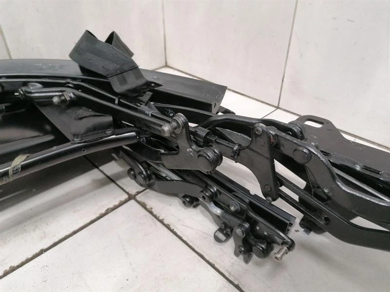 ASTON MARTIN DB9 Volante Soft Top FRAME 4G43-76501B00-AG Cabrio Verdeck Rahmen - Image 7