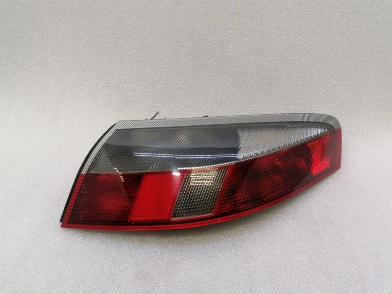 PORSCHE 911 996 Right Rear Light 99663140600 Rückleuchte Hinten Rechts