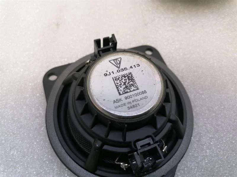 PORSCHE TAYCAN 9J Speaker 9J1035413 Lautsprecher - Image 3