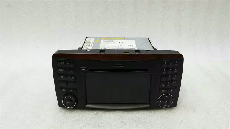MERCEDES R Class W251 Navigation Monitor A2518705094 Sat Display DEFEKT