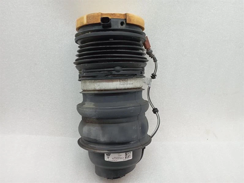 PORSCHE TAYCAN 9J   AIR SPRING 9J1616026A LUFTFEDER