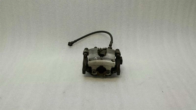 MERCEDES C Class W205 Rear Caliper A2054230381 Bremssattel Hinten Links