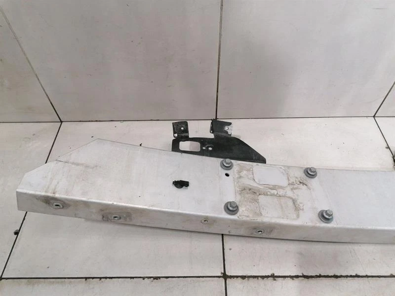 McLaren 570S Spider Rear Bumper Beam 13A0019CP Stoßstange Träger Hinten - Image 3