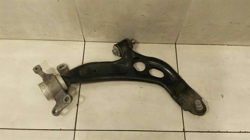 BMW X1 F48 Right Front Wishbone 6879844 Vorne Rechts Querlenker