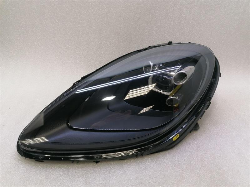 2020 PORSCHE MACAN 95B Left Headlight 95B941009AM Scheinwerfer Links FACELIFT
