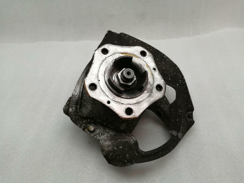 PORSCHE BOXSTER 981 Right Front Hub 99194185805 Radlagergehäuse Vorne Rechts