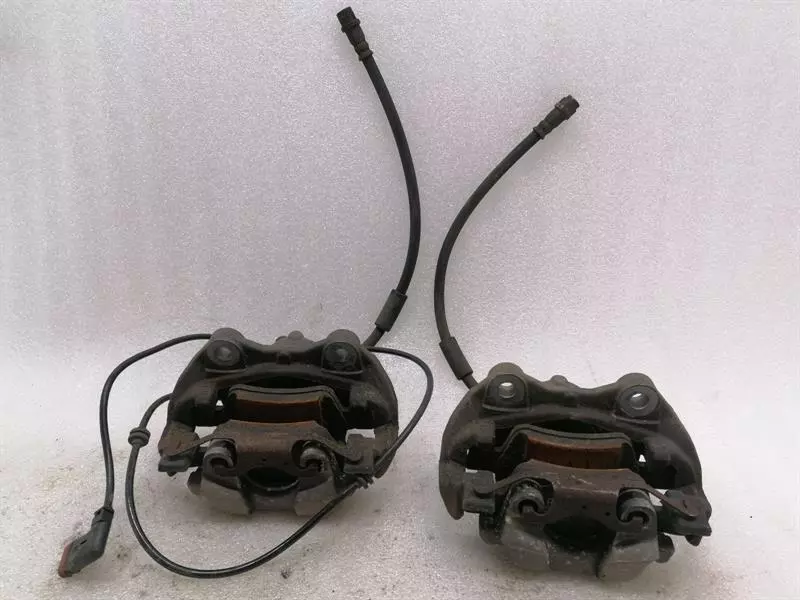 MERCEDES CLS W218 Rear Brake caliper Set A2124230281 Bremssattel Hinten Satz