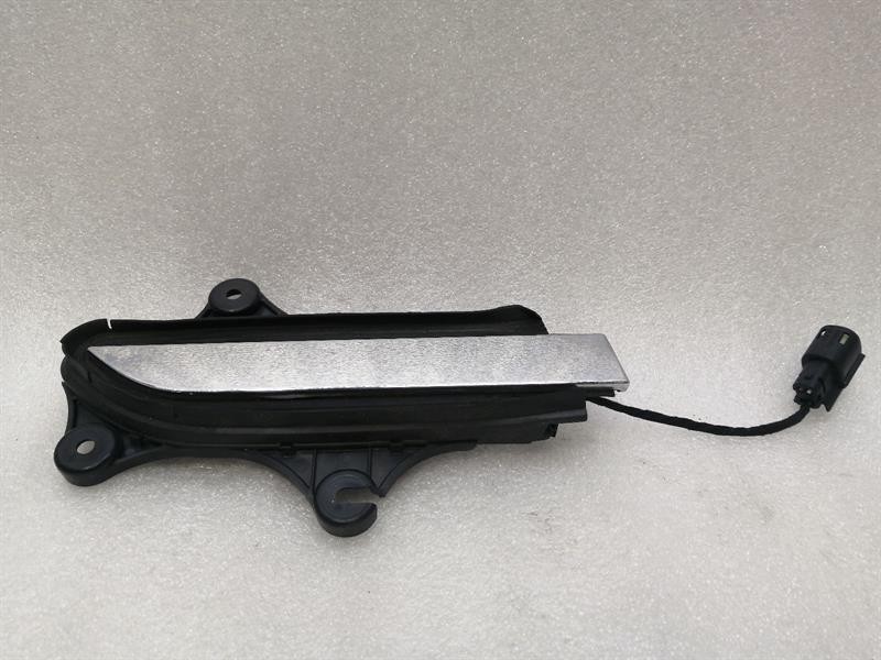 TESLA MODEL X P100D Front Right Door handle 1035419-00-E Türgriff Vorne Rechts