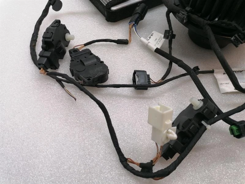 McLaren 720S Coupe Heater Blower 11A4153CP RHD SET Motor Heizungsgebläse - Image 3