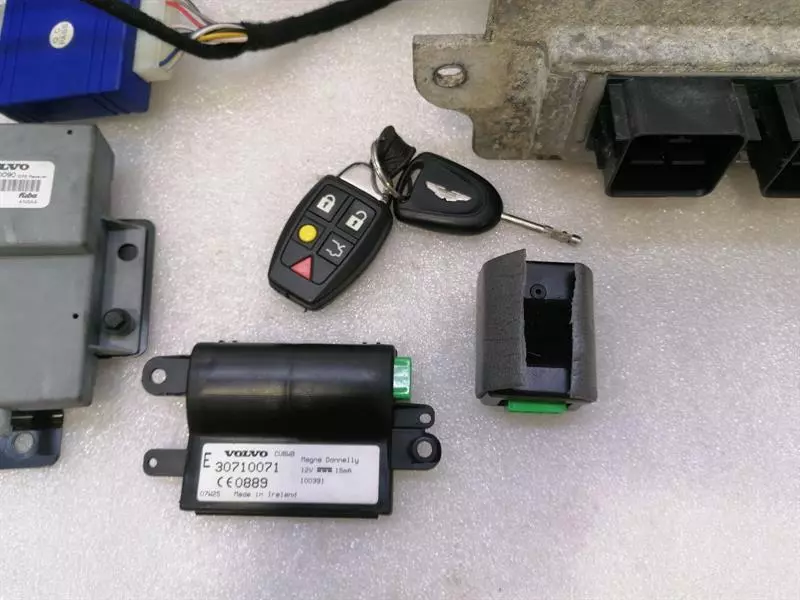 ASTON MARTIN VANTAGE V8 Engine ECU Set 5G33-12A650-AA Motorsteuergerät 4.3 V8 - Image 4