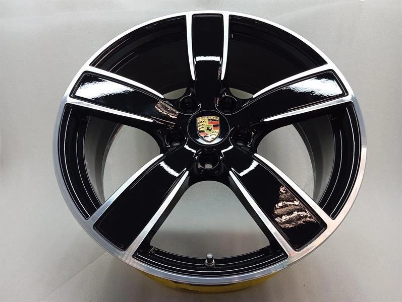 PORSCHE 911 991  Alloy Wheel 99136272200 Alufelge Carrera Spor t8.5JX20 ET49 - Image 2
